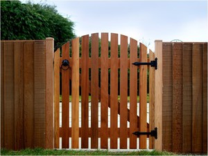 Как сделать деревянные ворота своими руками