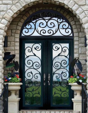 Кованные двери для частного дома