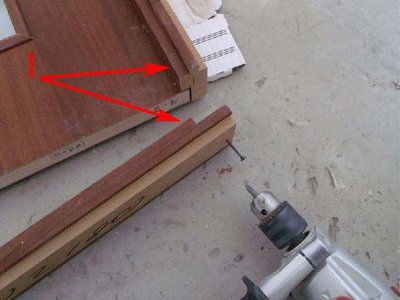 Как самостоятельно установить дверную коробку: пошаговая инструкция