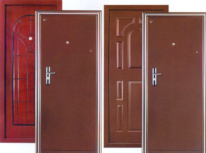 Металлические двери отличаются друг от друга по конструкции и дизайну.